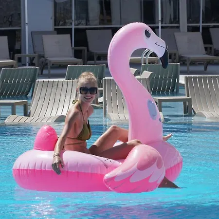 Sunthalia & Ultra Adults Only Party Otel Side