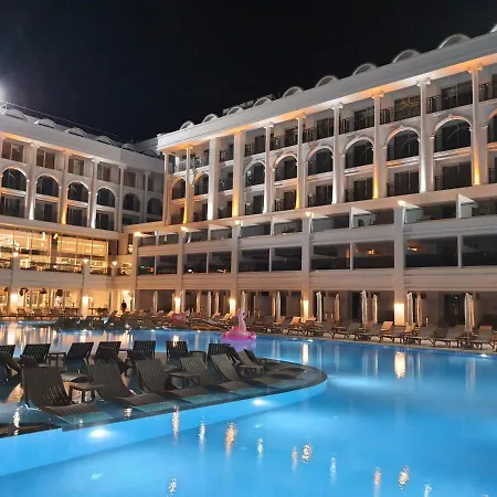 Hotel Sunthalia & Ultra Adults Only Party Sidé