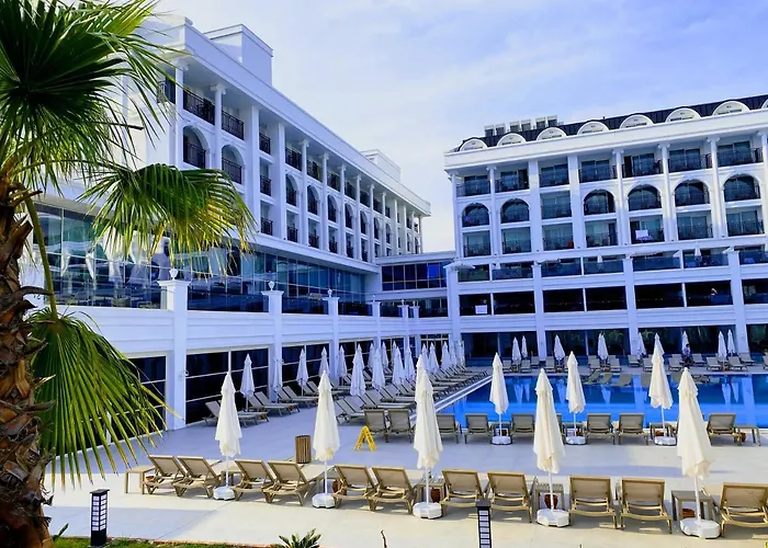 Ξενοδοχείο Sunthalia & Ultra Adults Only Party 5*